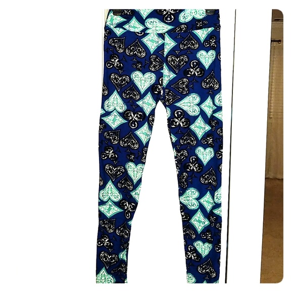 LuLaRoe Pants - LuLaRoe leggings one size poker pattern